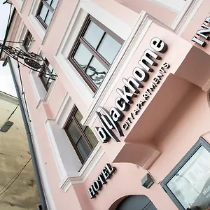 Апарт-отель Blackhome Boutique I Contactless Check-in, Инсбрук